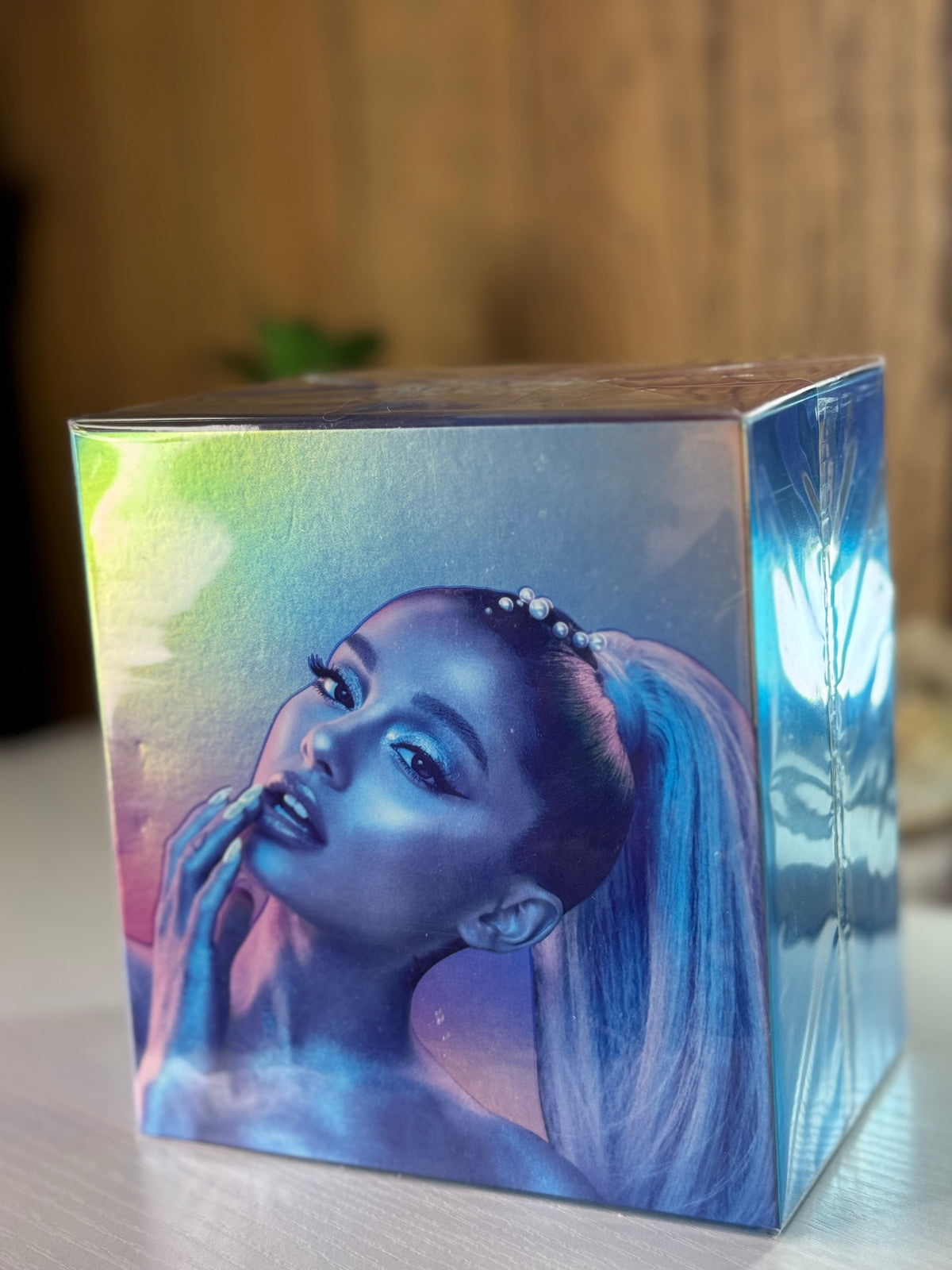 Ariana Granda CLOUD